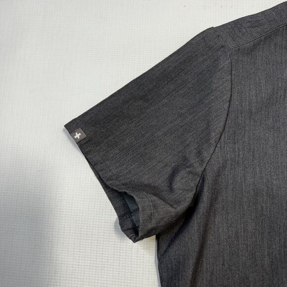 Figs Technical Casma Short Sleeve Scrub Top Gray Womens Medium 3 Pocket FW1100 - Picture 5 of 9